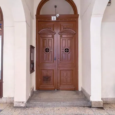 Apartament Luxury Flat In Center
